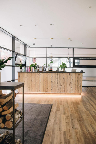 Theke_Eingangsbereich_2